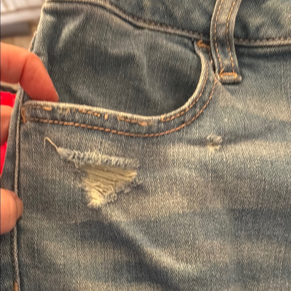 American Eagle 🥳HP🥳Outfitters Blue Skinny Distressed Jeans - Picture 8 of 12